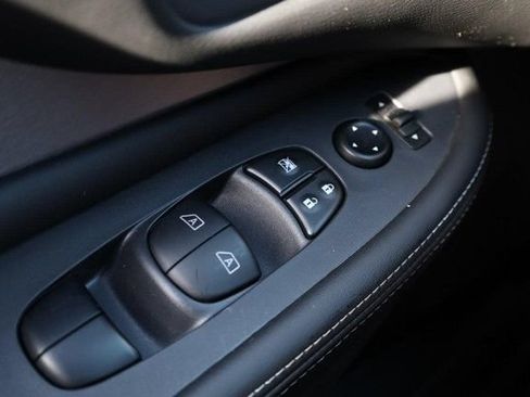 Certified 2024 Nissan Murano SV FWD image 17