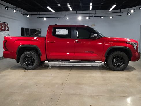 New 2026 Toyota Tundra SR5 AWD/4WD image 8