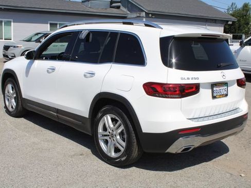 Used 2022 Mercedes-Benz GLB 250 image 6