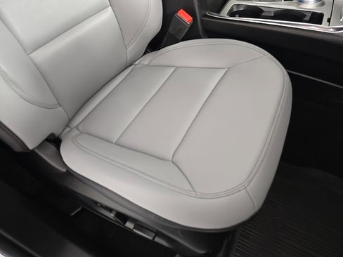 Used 2021 Ford Explorer XLT w/ Equipment Group 202A image 19