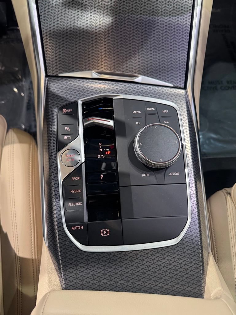 Used 2023 BMW 330e w/ M Sport Package RWD image 32