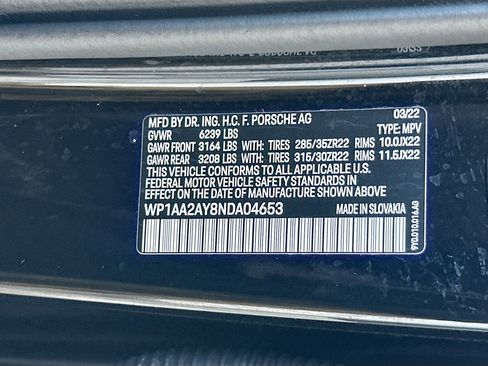 Used 2022 Porsche Cayenne image 36