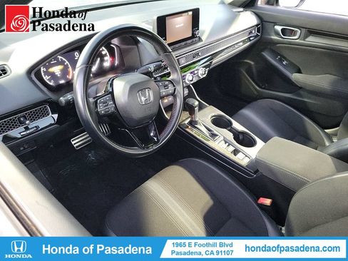 Used 2023 Honda Civic Sport image 9