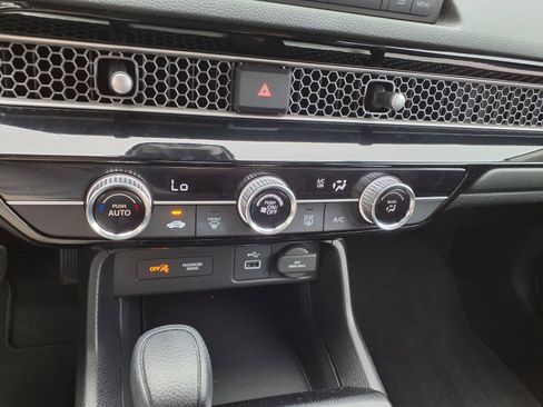Certified 2023 Honda Civic LX image 17