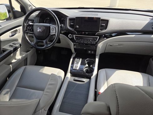 Used 2021 Honda Pilot Touring image 28