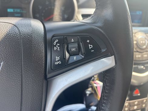 Used 2014 Chevrolet Cruze LT FWD image 23