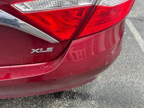 Used 2017 Toyota Camry XLE FWD image 7