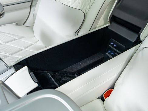Used 2023 Mercedes-Benz Maybach S 680 4MATIC image 35