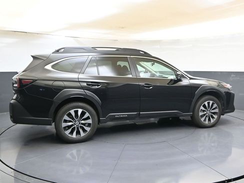 Certified 2024 Subaru Outback Limited image 6