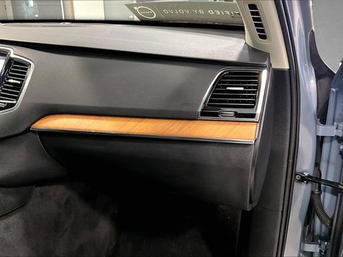 Used 2023 Volvo XC90 B6 Plus w/ Protection Package Premier AWD/4WD image 27