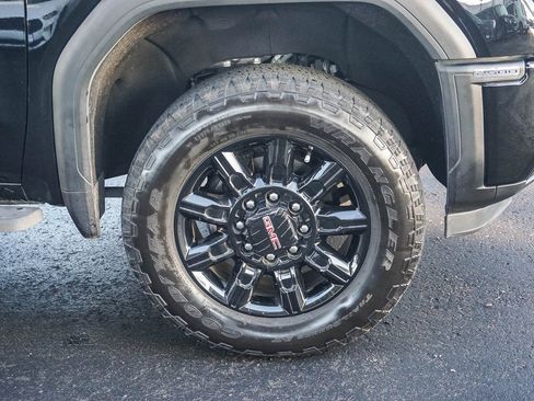 Used 2024 GMC Sierra 2500 AT4 w/ AT4 Premium Plus Package image 10