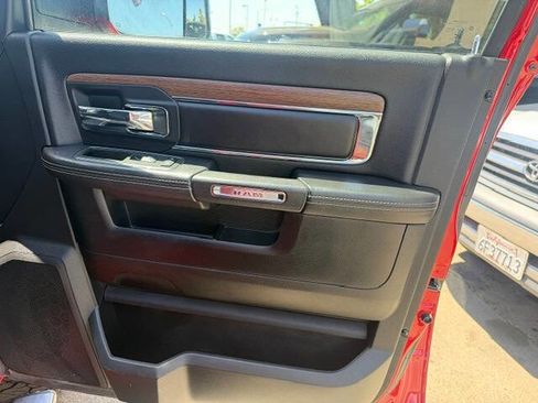 Used 2014 RAM 2500 Laramie w/ Convenience Group AWD/4WD image 29