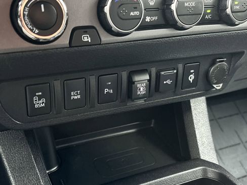 Used 2023 Toyota Tacoma TRD Sport w/ TRD Premium Sport Package image 25