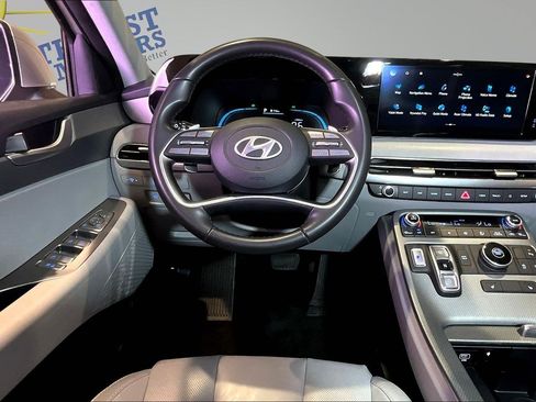 Used 2025 Hyundai Palisade SEL FWD image 9