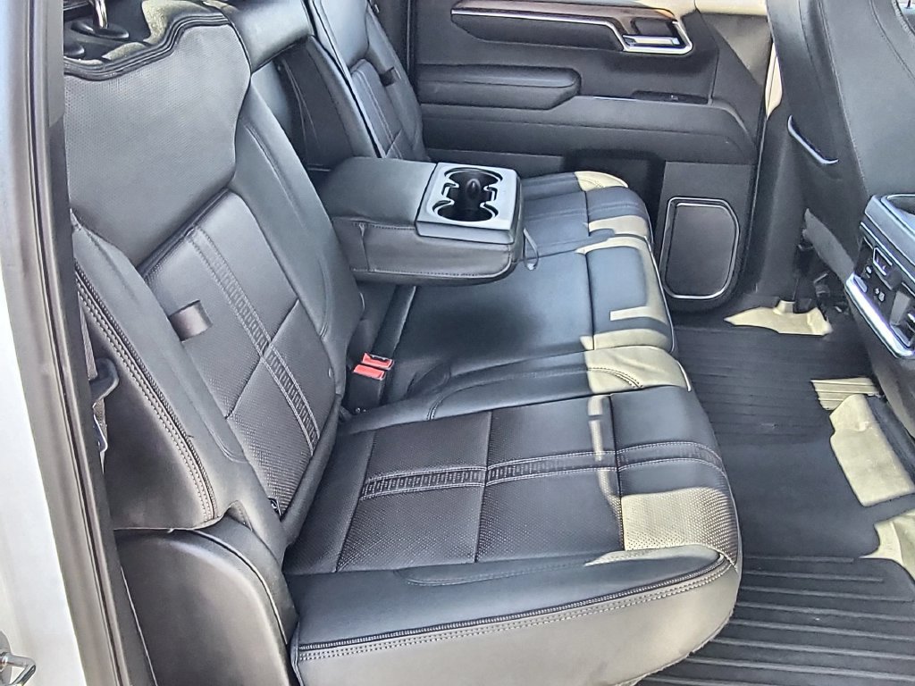 Certified 2022 Chevrolet Silverado 1500 High Country w/ Technology Package AWD/4WD image 27