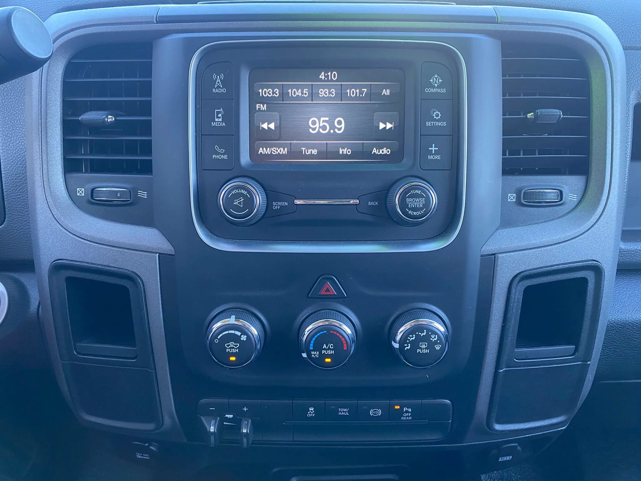 Used 2017 RAM 3500 Tradesman w/ Popular Equipment Group AWD/4WD image 14