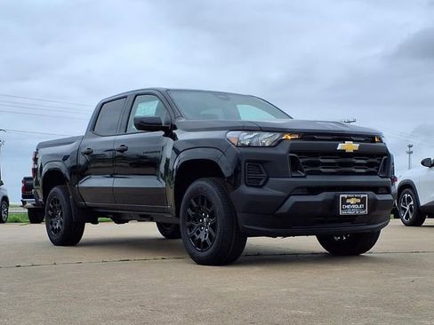 New 2026 Chevrolet Colorado W/T RWD image 3