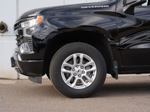 Used 2022 Chevrolet Silverado 1500 RST image 11