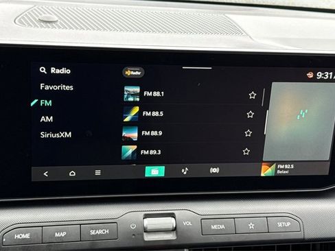 New 2025 Kia K4 LX image 21