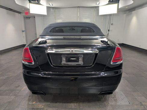 Used 2019 Rolls-Royce Dawn image 29