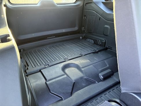 New 2025 Chevrolet Tahoe 4WD image 27