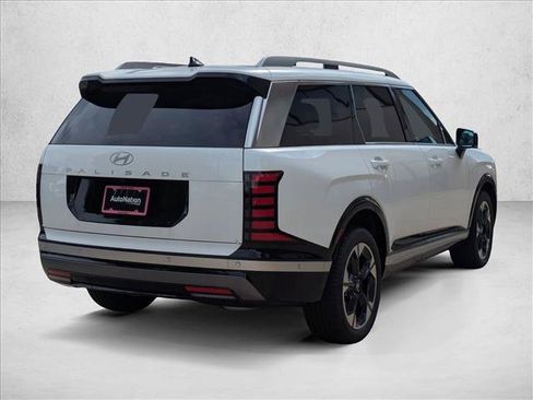 New 2026 Hyundai Palisade Limited FWD image 2