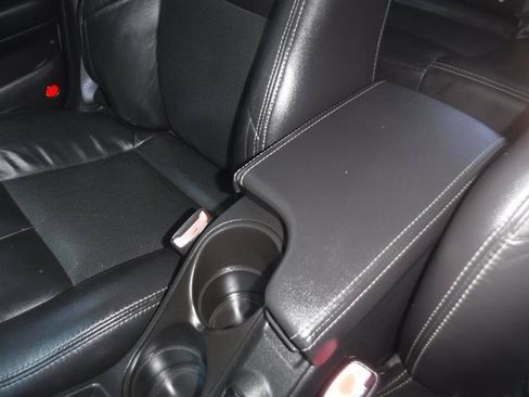 Used 2006 Pontiac Grand Prix w/ Premium Package FWD image 40