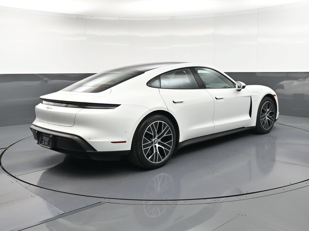 Certified 2024 Porsche Taycan RWD image 8