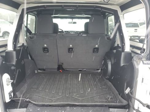 Used 2021 Jeep Wrangler Unlimited Sport image 9