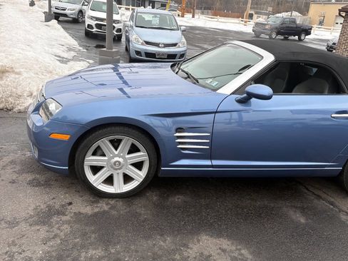 Used 2005 Chrysler Crossfire Limited image 7