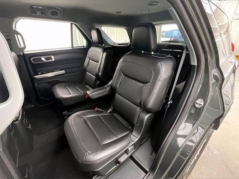 Used 2023 Ford Explorer XLT w/ Equipment Group 202A image 19