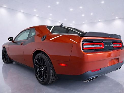 Used 2020 Dodge Challenger R/T Scat Pack w/ T/A Package image 6