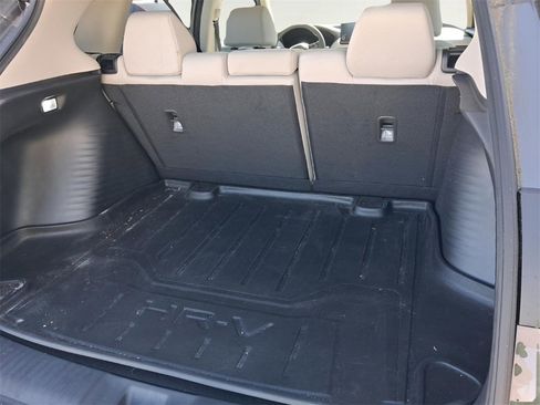 Certified 2023 Honda HR-V LX image 10