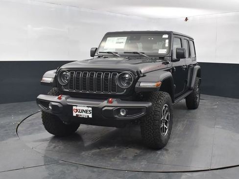 New 2025 Jeep Wrangler Unlimited Rubicon w/ Safety Group image 4