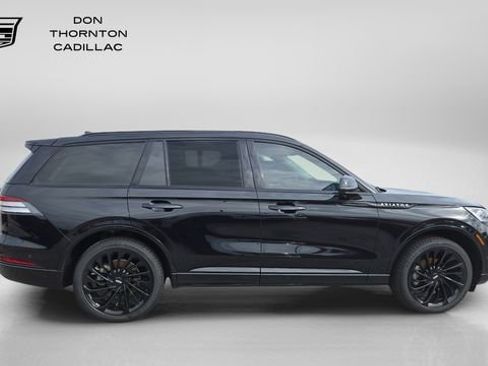 Used 2022 Lincoln Aviator Reserve w/ Equipment Group 201A AWD/4WD image 6