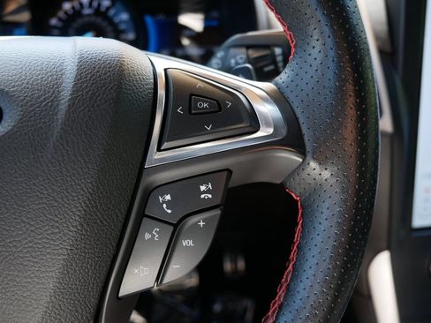 Used 2023 Ford Edge ST-Line AWD/4WD image 19
