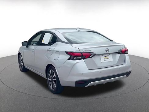 Used 2025 Nissan Versa SV FWD image 11