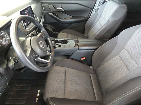 Used 2024 Nissan Rogue SV image 13