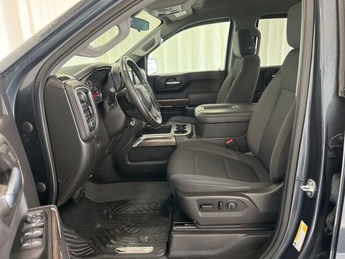 Used 2021 Chevrolet Silverado 1500 LT Trail Boss image 3