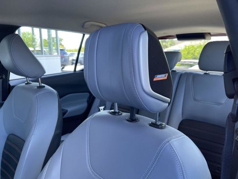 Used 2023 Nissan Kicks SR w/ SR Premium Package FWD image 14