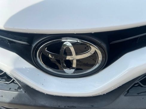 Used 2023 Toyota Camry SE FWD image 22