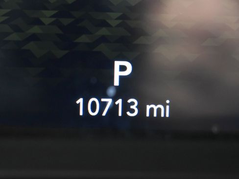 Used 2025 Jeep Wrangler Unlimited Rubicon image 33