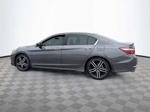 Used 2017 Honda Accord Sport Special Edition image 6