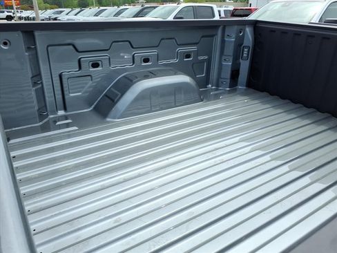 New 2026 GMC Sierra 1500 Elevation image 16