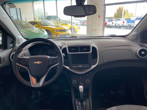 Used 2020 Chevrolet Sonic LS image 20