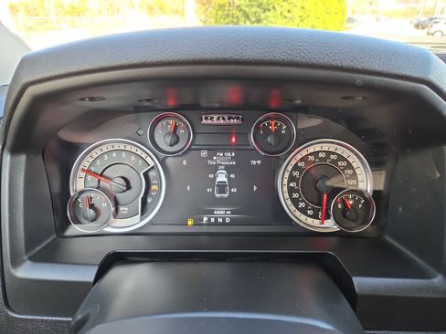 Used 2023 RAM 1500 Classic SLT w/ Electronics Group image 18