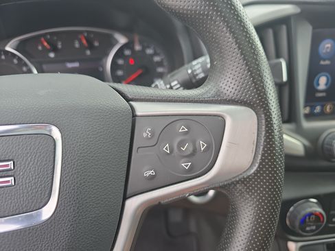 Used 2023 GMC Terrain SLE w/ Driver Convenience Package AWD/4WD image 22