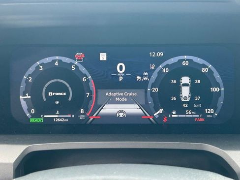 Used 2025 Toyota 4Runner 4WD image 41