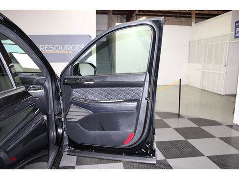 Used 2020 Hyundai Palisade Limited image 27