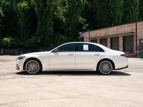 Used 2023 Mercedes-Benz S 500 4MATIC image 4